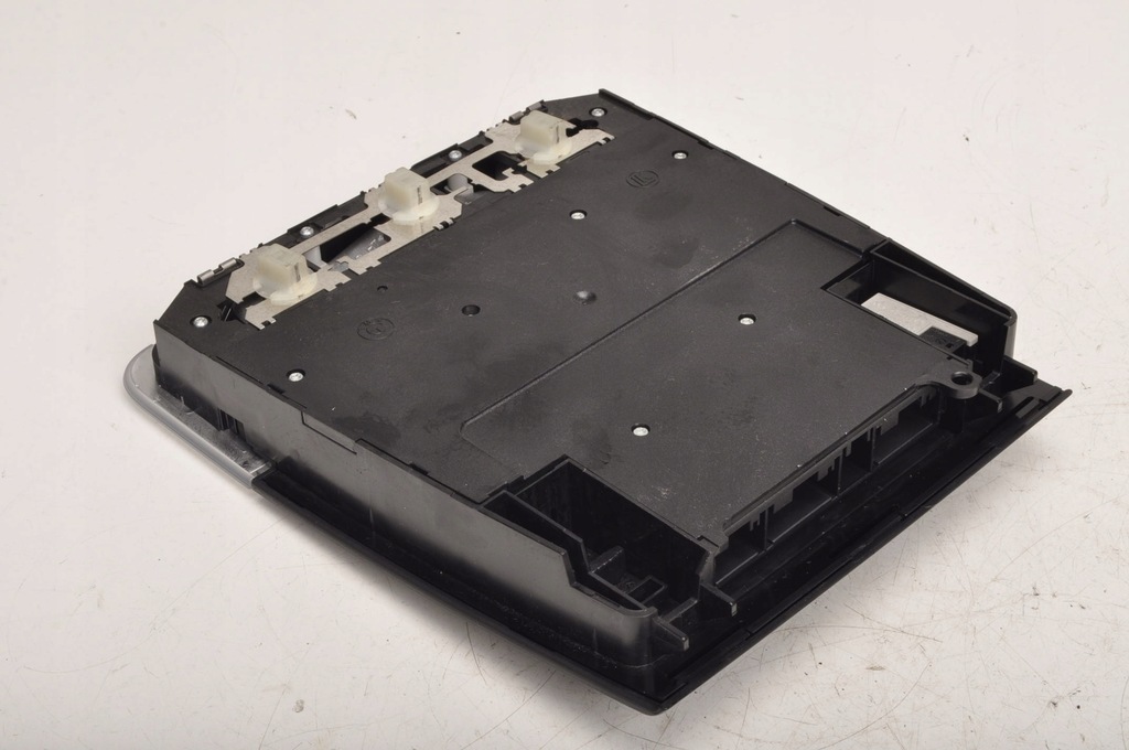 фото №7, Bmw x1 e84 освітлення лампа кабіни салону 9225503