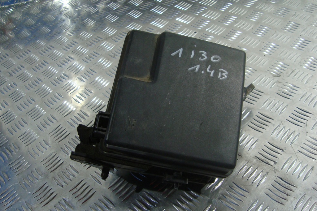 фото №1, Коробка запобіжників корпус hyundai i30 07-12