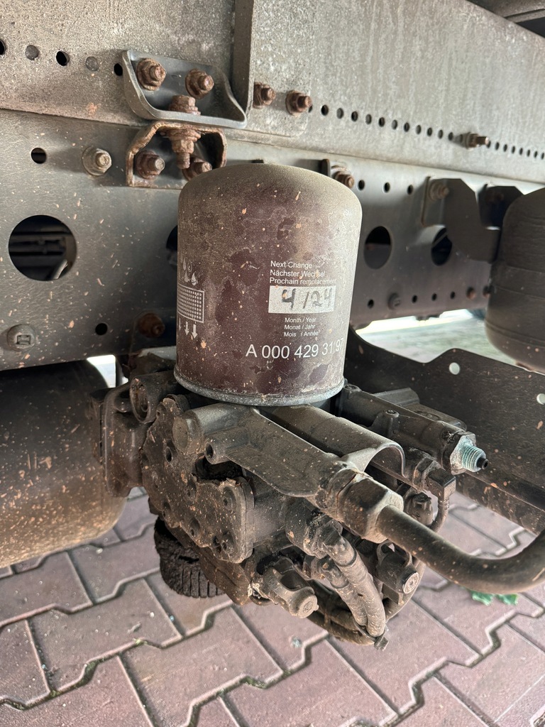 фото №1, Клапан основа осушувача mercedes actros mp 4 atego antos a0014460264