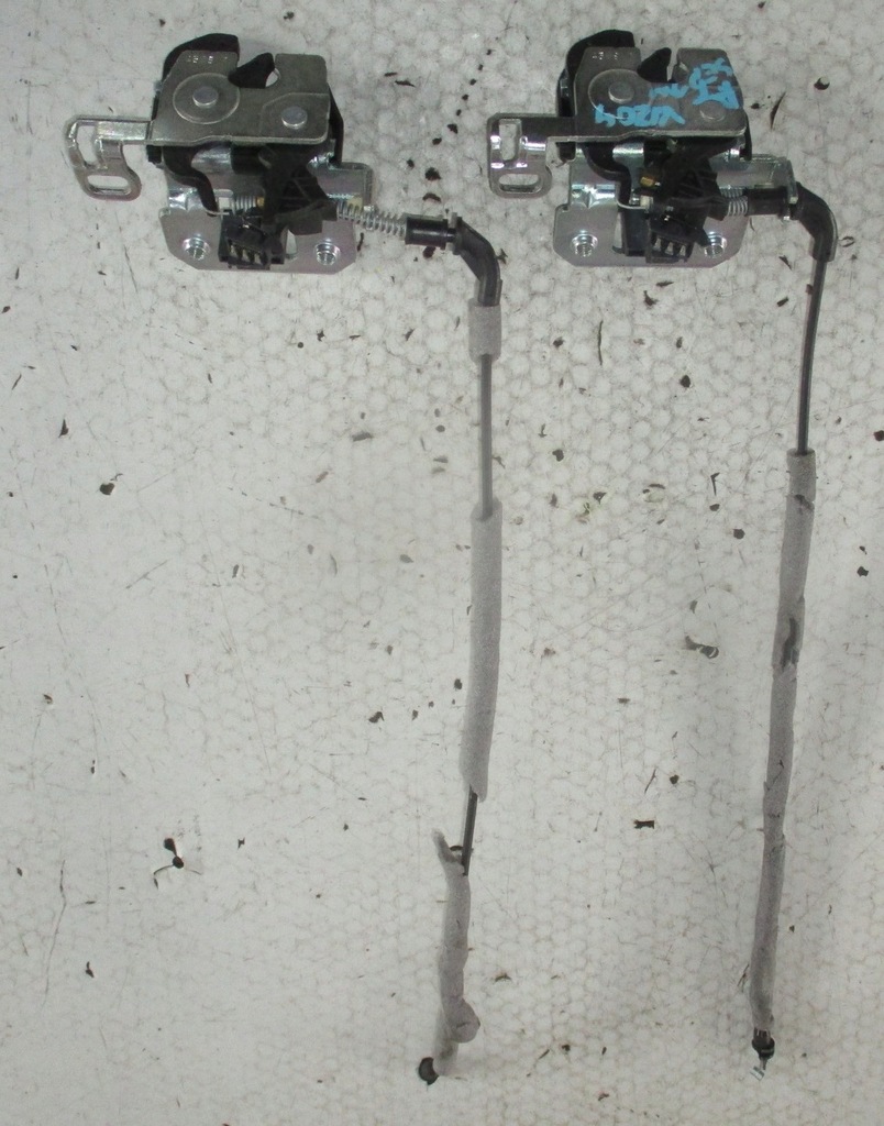 фото №1, Mercedes c-klasa w204 замок сиденье