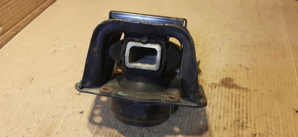 фото №5, Кронштейн подушка кронштейн двигуна 1.6thp citroen ds4 9655922980