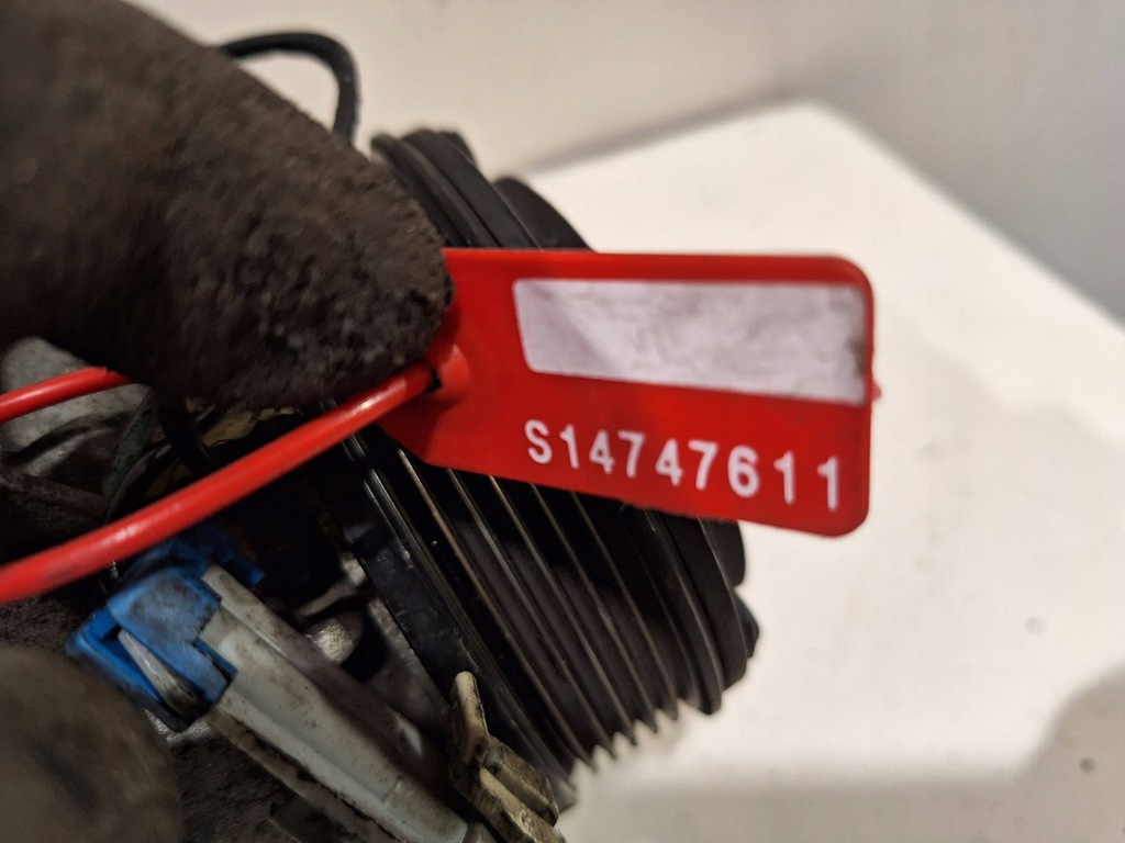 фото №8, Компрессор кондиционера 13124752 opel zafira b 1.9 cdti 120km 05-