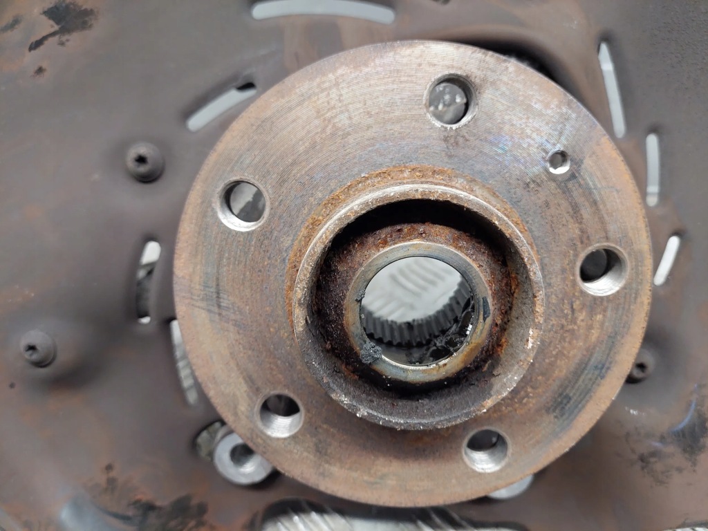 фото №8, Audi a8 d4 4h0505431d задня ліва підшипник i ступиця