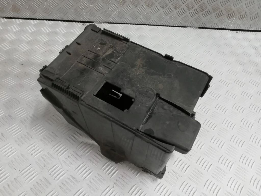 фото №1, Peugeot 3008 5008 основа корпус акумулятор