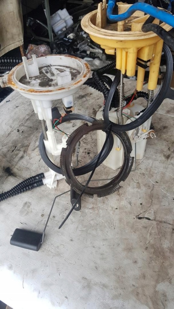 Насос топлива поплавок 2.0tdi vw tiguan 5n0919050 Недорого