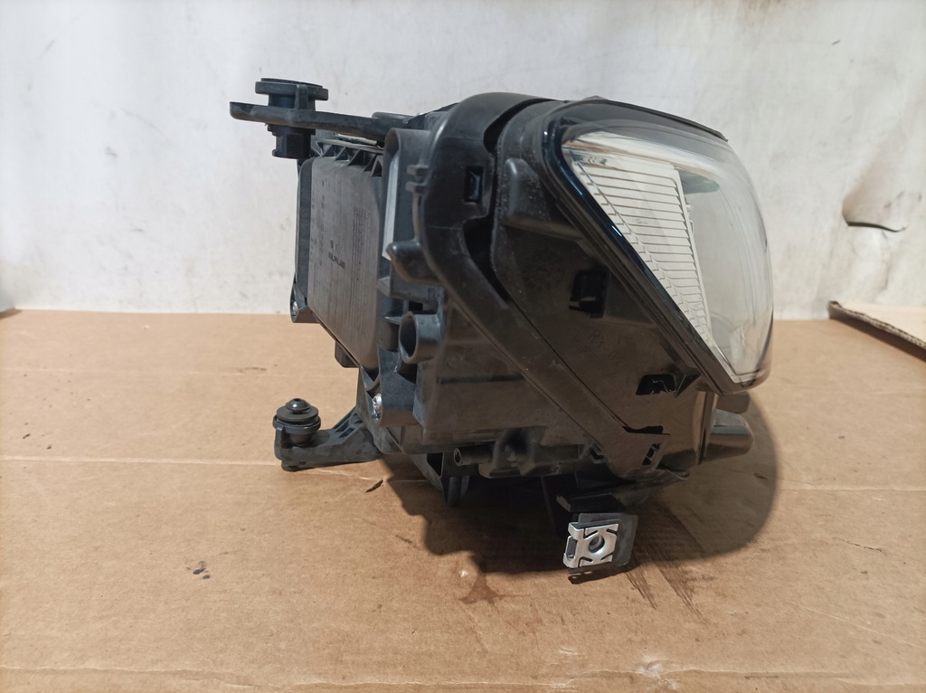 фото №4, Лампа перед правая vw t-roc full led 2ga941036