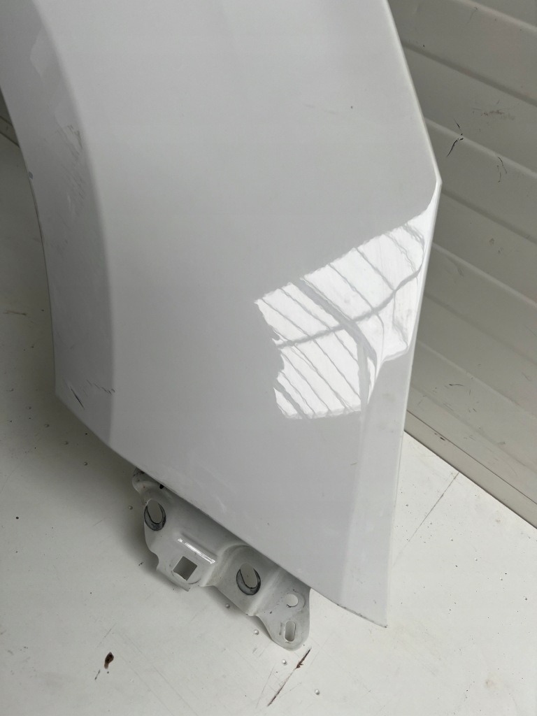 Opel corsa e крыло  правый  fender правый Цена