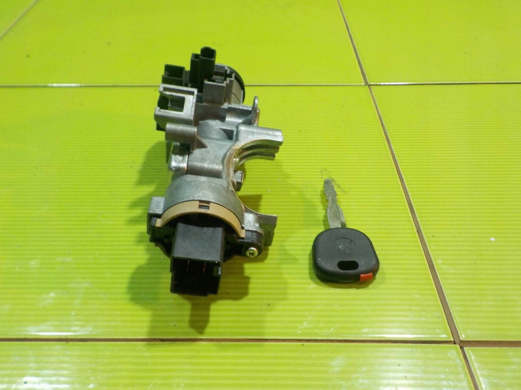 фото №8, Mazda mx5 iii 06r замок запалювання з ключ ne61 66938