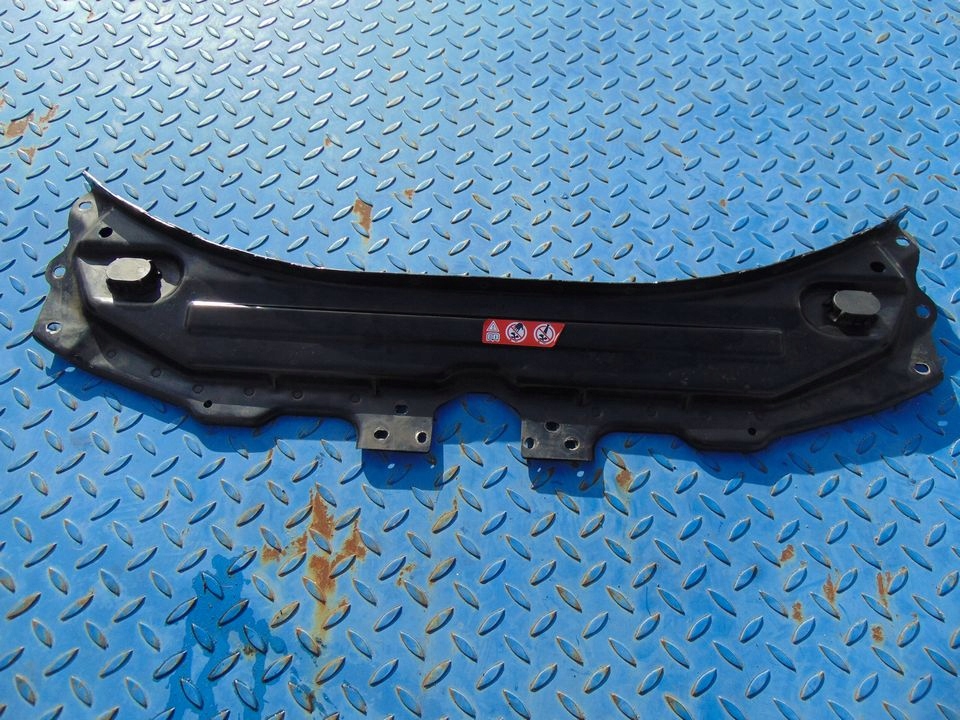 фото №1, Mercedes r-klasa w251 3.0 v6 cdi pas передний усилитель