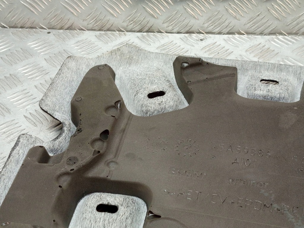 фото №9, Bmw оригинальный номер 5a59386 i4 g26 шумоизоляция машины электрический