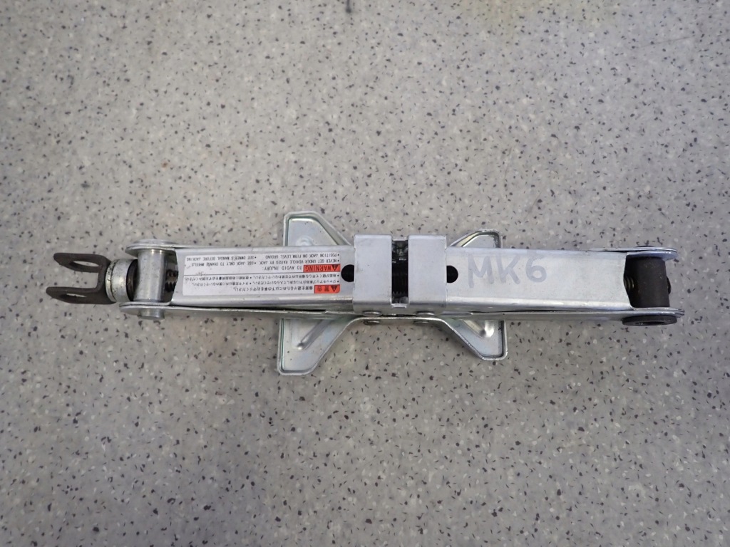 Купить Suzuki swift mk6 05- подъемник samochodwy кулиса