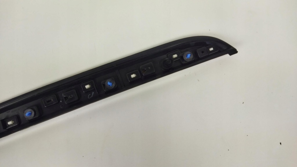 фото №5, Peugeot 2008 i молдинг кровельная правая 9806404777