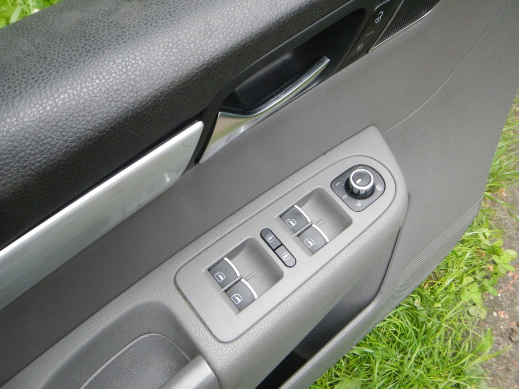 фото №3, 7n alhambra обшивка оббивка двері лівий перед