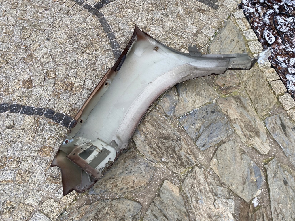 фото №11, Dacia duster i крыло правый перед оригинал