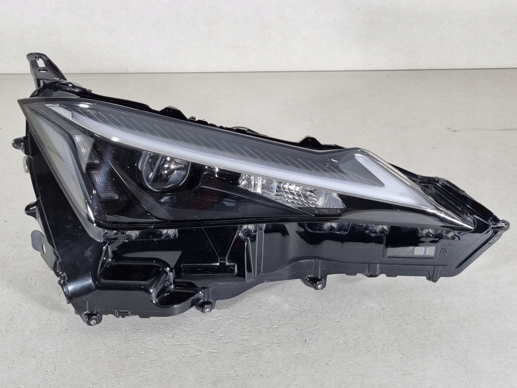 Купить Lexus ux рестайлинг  full led фара правый  перед передняя