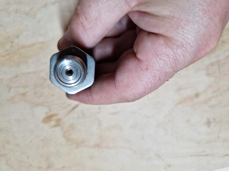 фото №9, Датчик давления топлива молдинг opel insignia b20dth