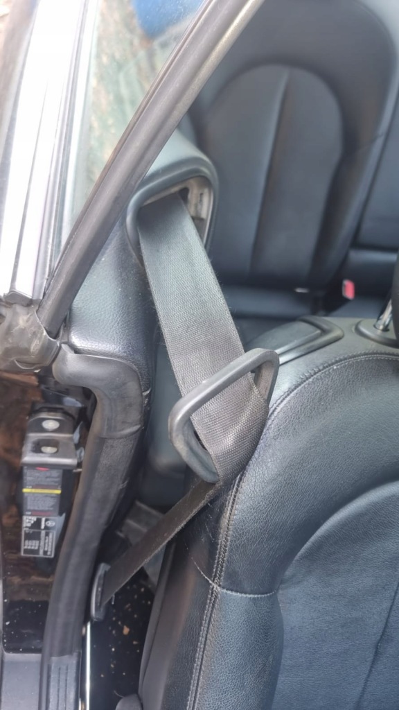 Купити Podajnik поперечина безпеки лівий правий przódmercedes clk w209