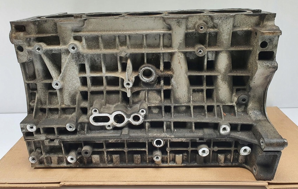 фото №11, Блок двигателя d5244t volvo xc90 2.4 d5 8653865