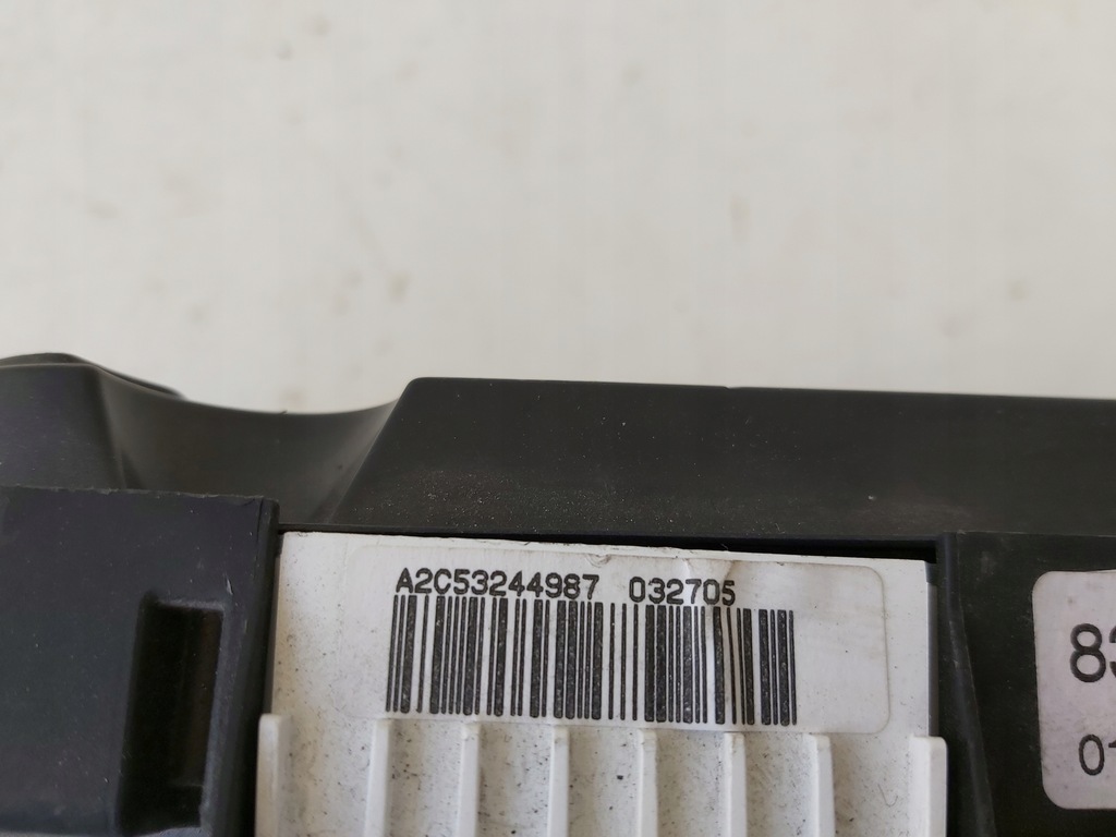 фото №7, Toyota auris 2c5 счетчик приборная панель 83800-02m12 europa