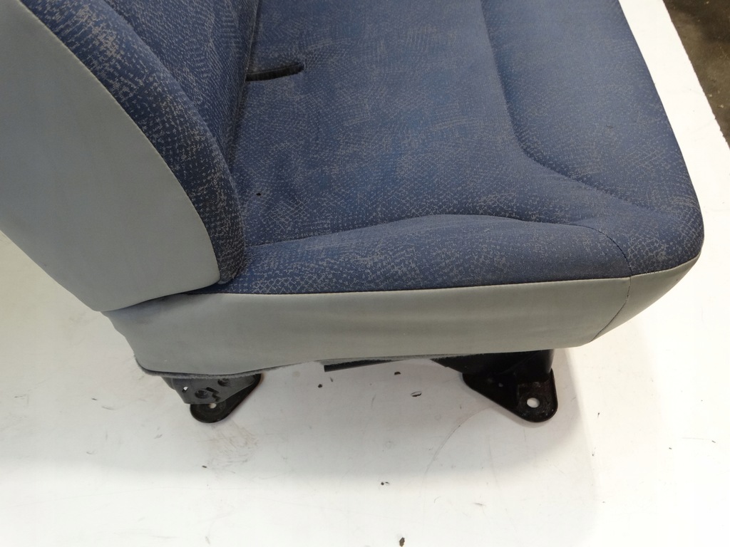 фото №8, Заднє сидіння пасажира правий перед opel vivaro a i ряд