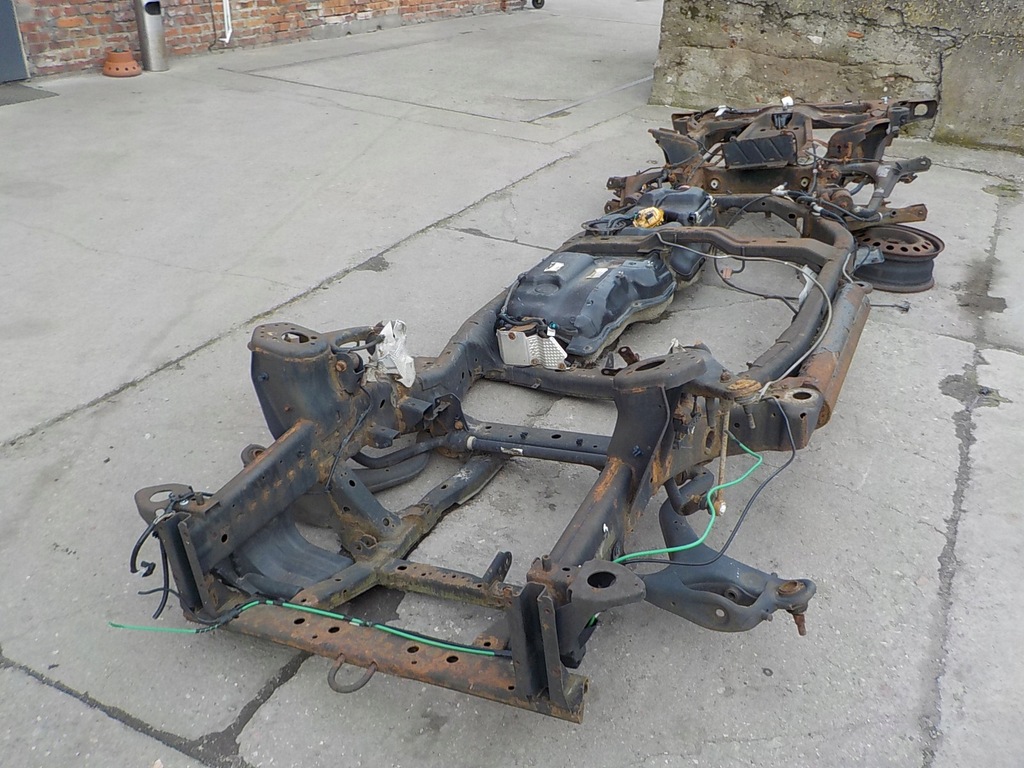 фото №7, Land rover discovery рама cała