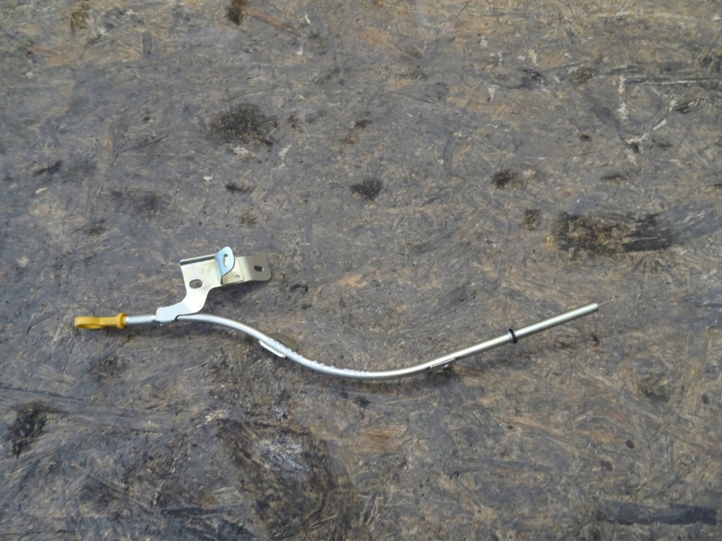 фото №1, Щуп щуп оливи 1.6 e-tech renault arkana