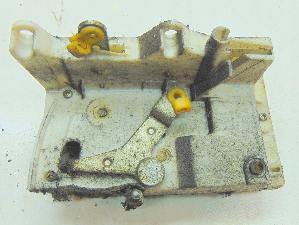 фото №5, Iveco eurocargo 120e21 03r замок дверь правых