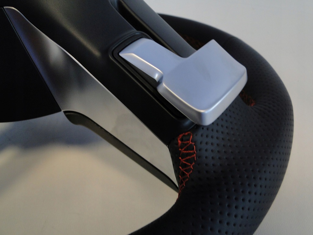 фото №11, Mercedes повітропровід amg шкіра czerwona nić + подушка c klasa 206 w206 s206