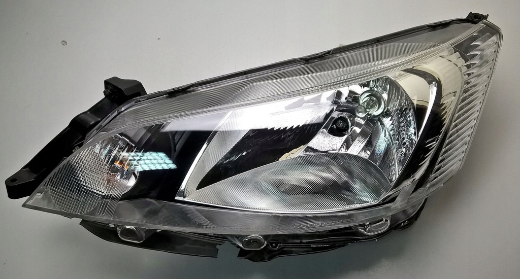 фото №15, Лампа левая перед nissan nv200 оригинальный номер 26060bj10a