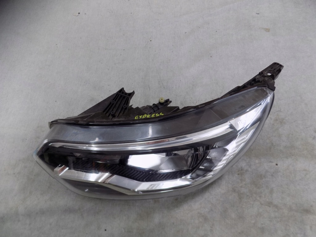 Renault express фара led лівий лампа ліва 260600331r Недорого