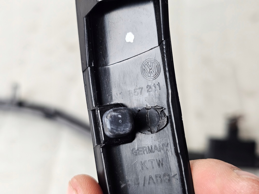 фото №8, Молдинг захист dekor заглушка консолі панелі карбон карбон vw sharan ii