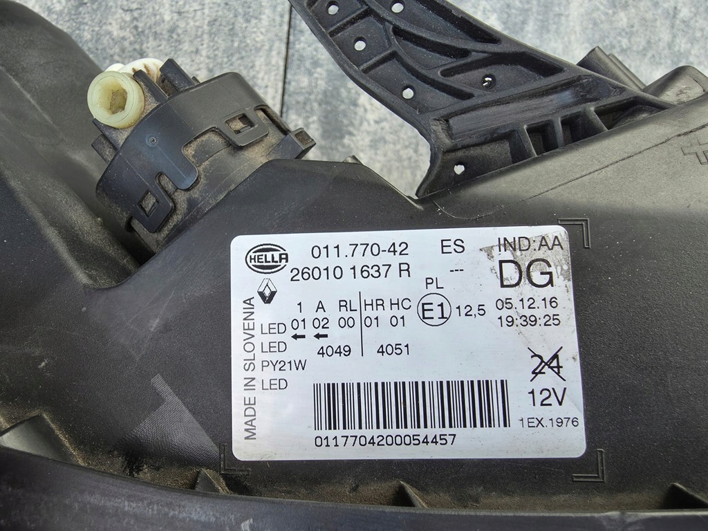 фото №11, Renault kadjar лампа права перед full led dynamic 260101637r 2015-2018