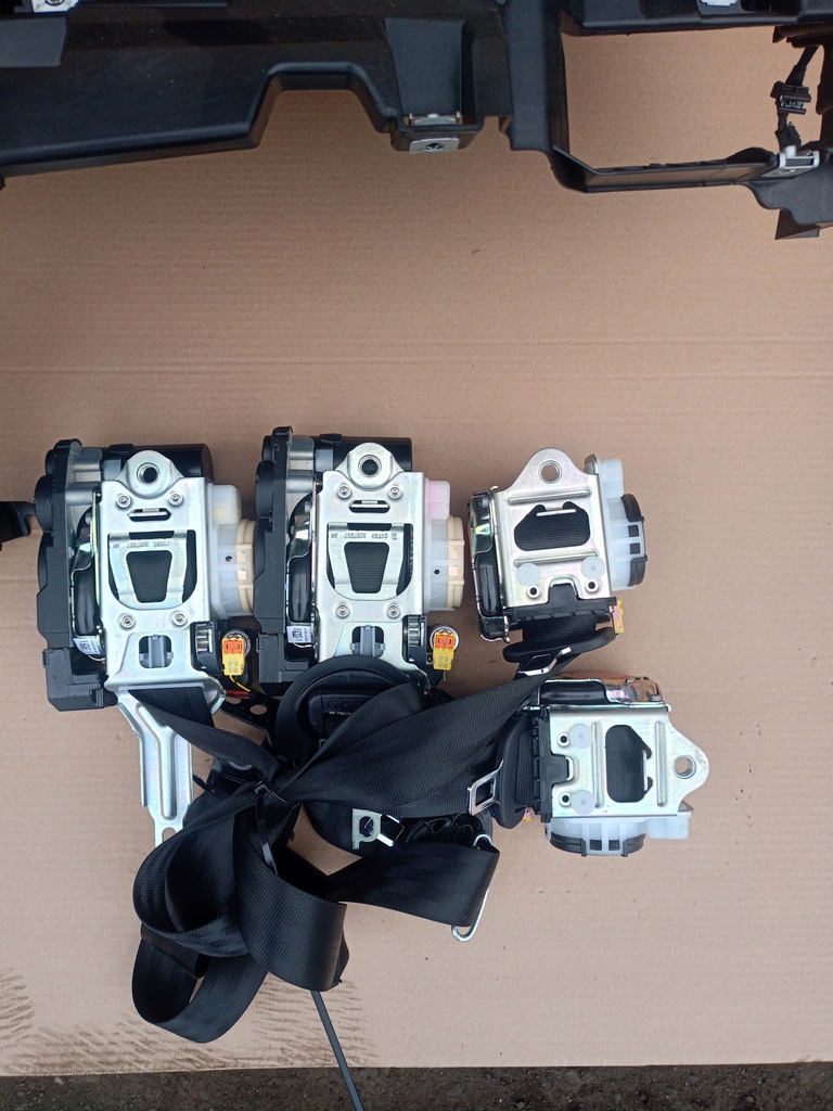 фото №5, Панель приладів приладова консоль демонтаж audi q8 e-tron 4ke