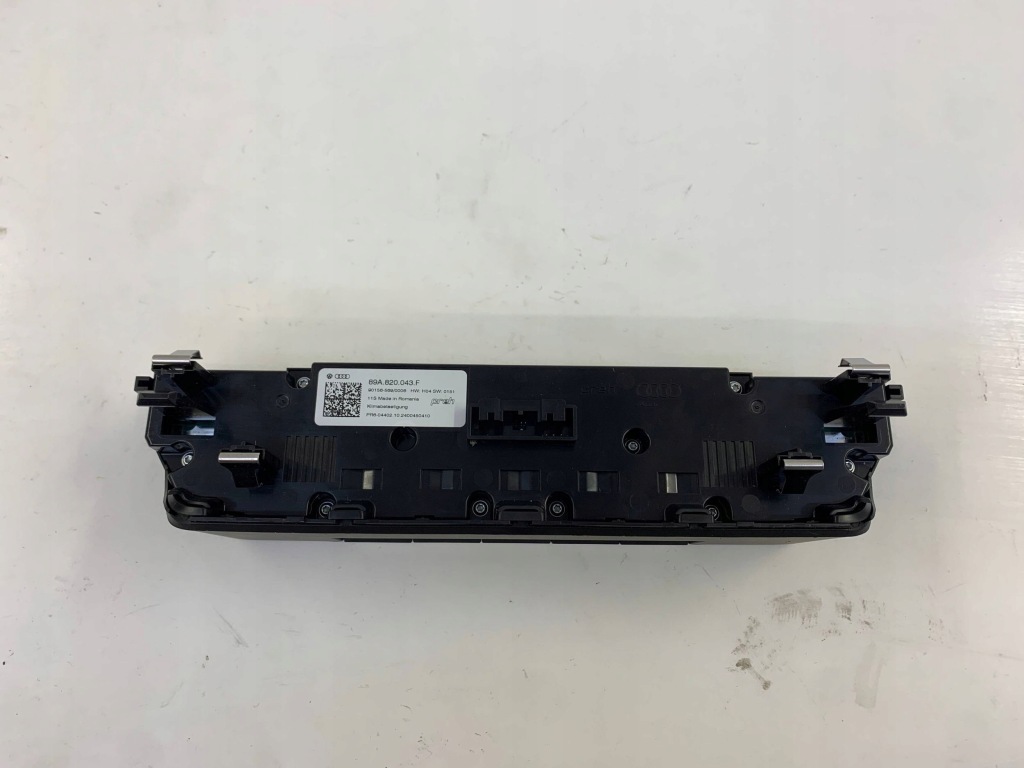 фото №6, Audi q4 e-tron панель керування кондиціонера обігріву