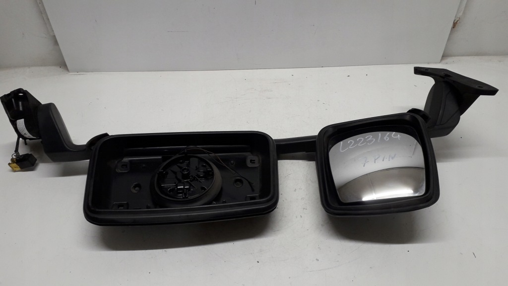 Купить Renault range t gama зеркало правое 7pin 84188482