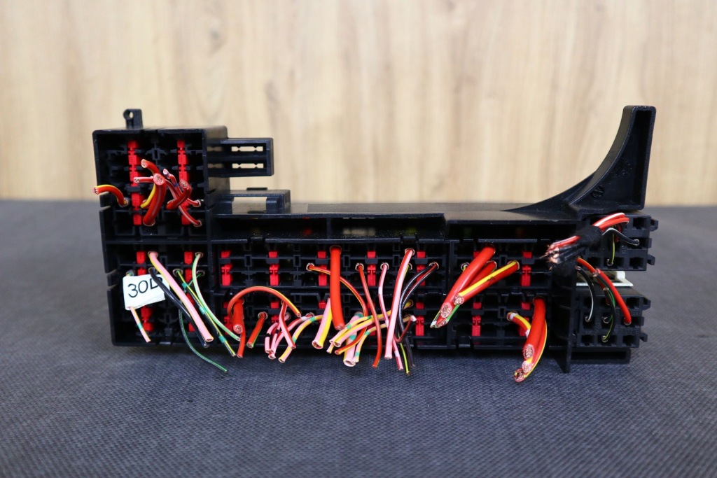 фото №4, Mercedes slk r170 коробка запобіжників bsi a1705451040