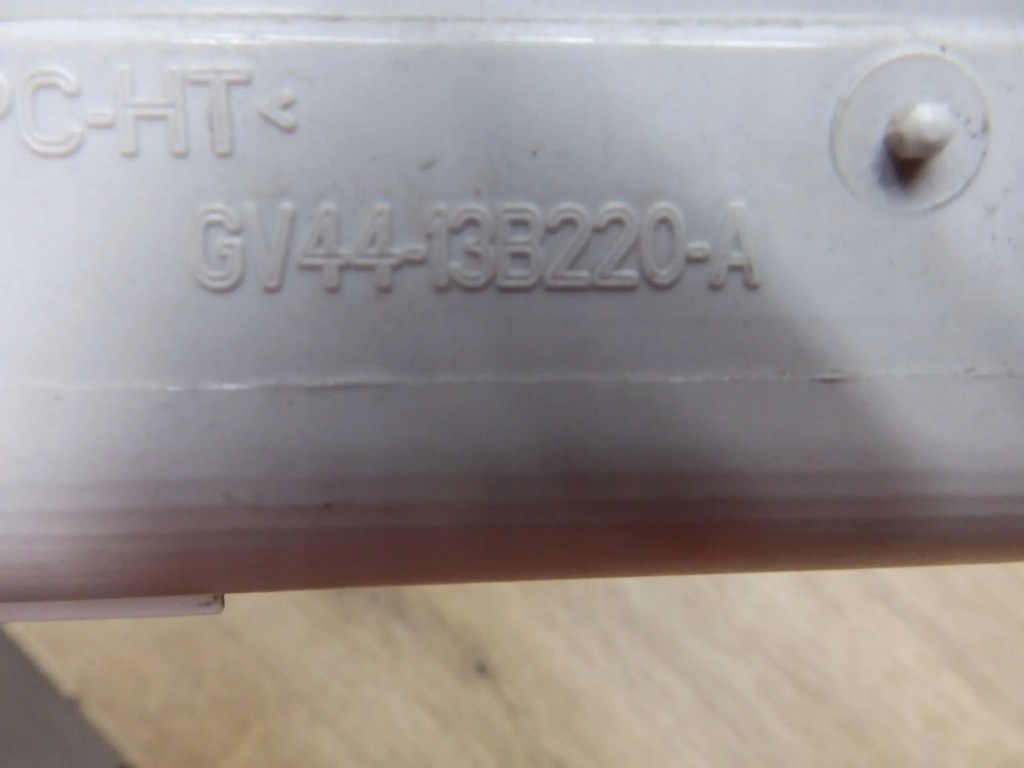 фото №8, Ford escape ii 2010 перед сторона права лампи протитуманні