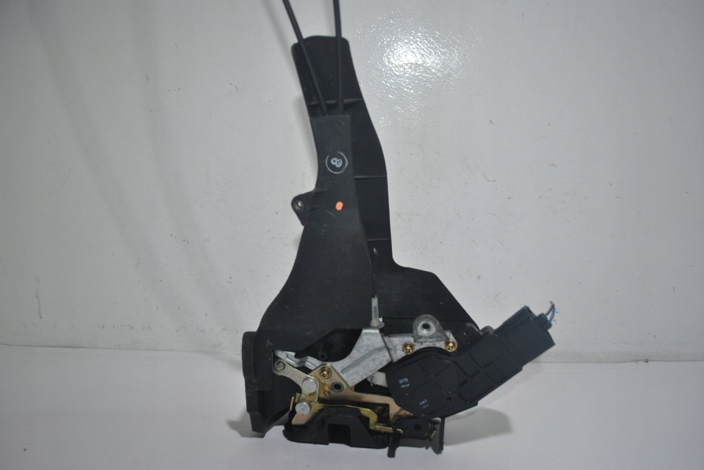 фото №3, Замок левый задняя toyota avensis verso 2pin