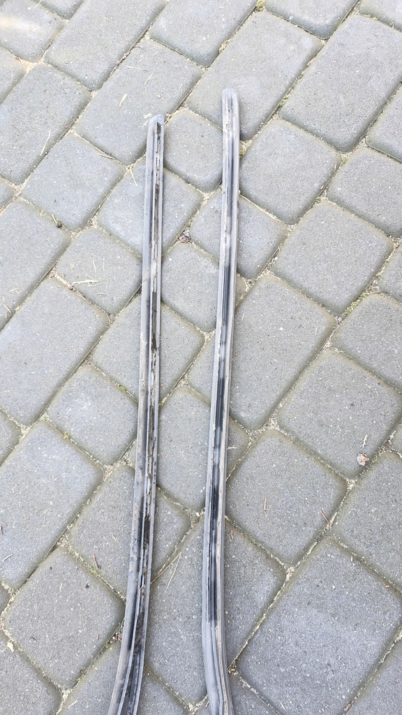 фото №7, Молдинг скло лобове передньої ліва volvo v40 ii