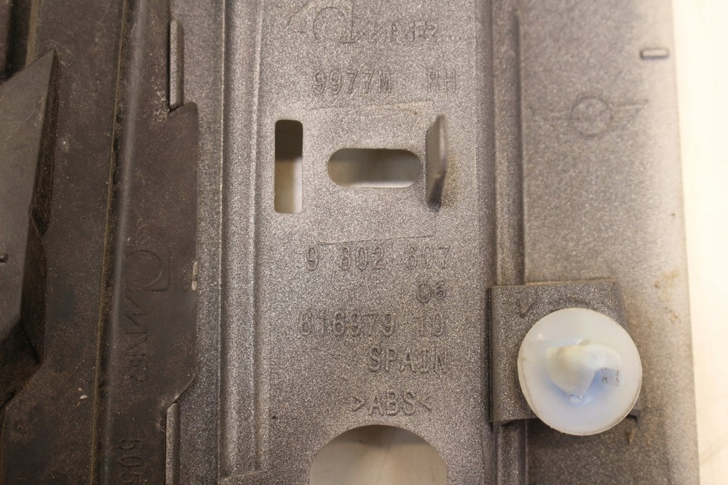 фото №10, Молдинг поворотник правый перед mini countryman r60