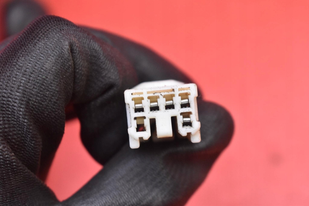 фото №7, Лампа права задня задня 220-61961 mazda premacy 1 i cp 01-05