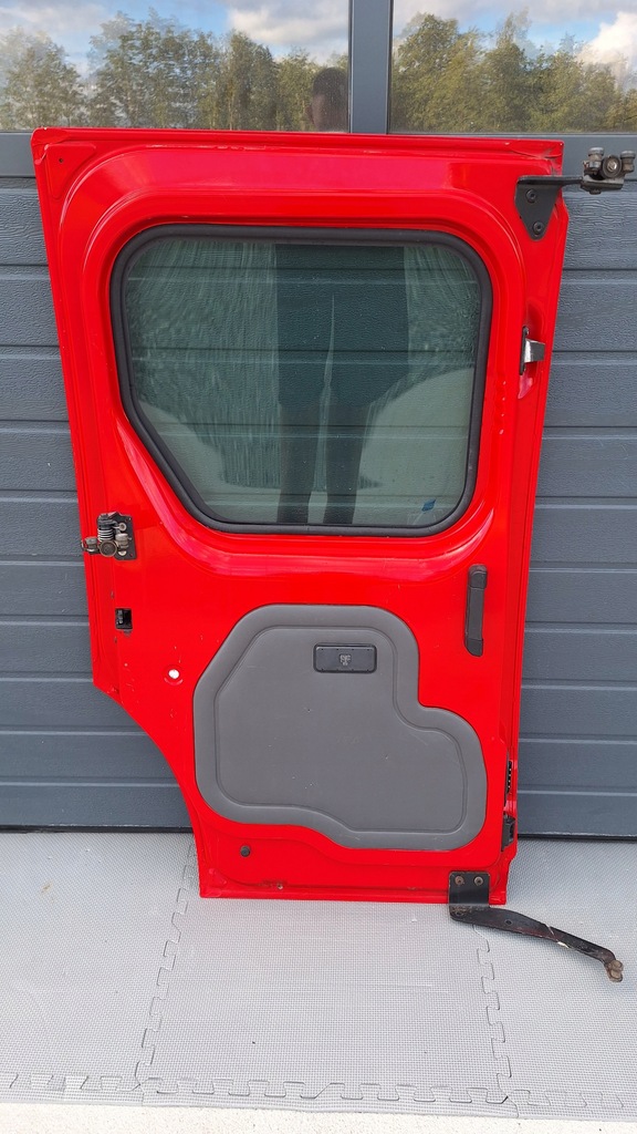 фото №3, Ford transit connect 2005r дверь левая сдвижные