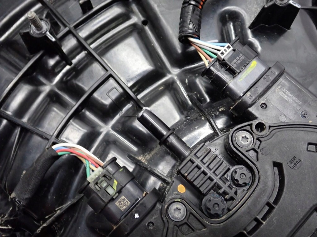 Бак adblue насос заливная горловина 172a22884r dacia duster 2 1.5 dci 24r Доставка