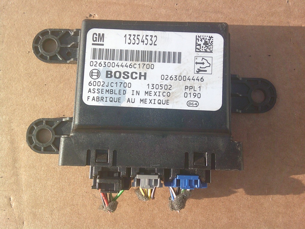 Купить Opel insignia a модуль pdc 13354532