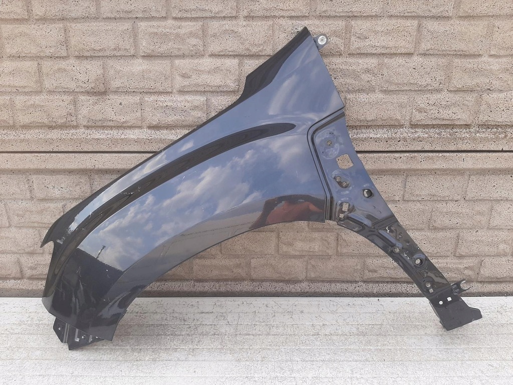 фото №1, Dacia duster ii 2 2017-2022 крыло левый передний