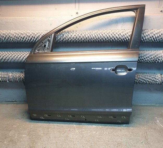 фото №1, Audi q7 4l двері лівий перед передні колір lz7s