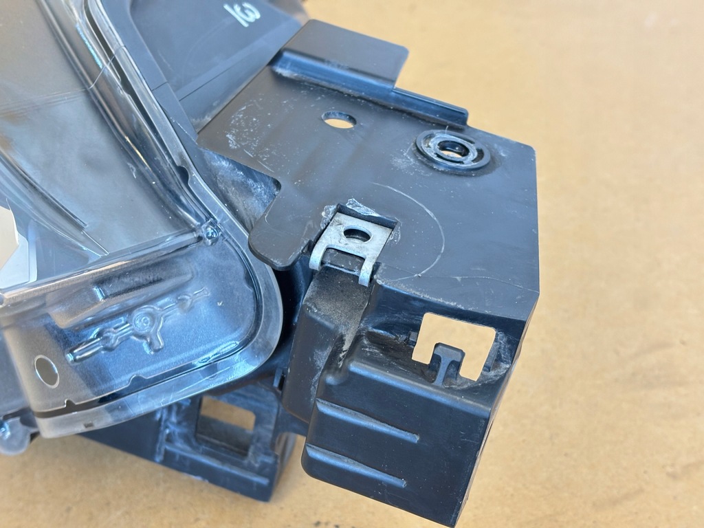 фото №9, Фара правий перед mazda cx-3 full led