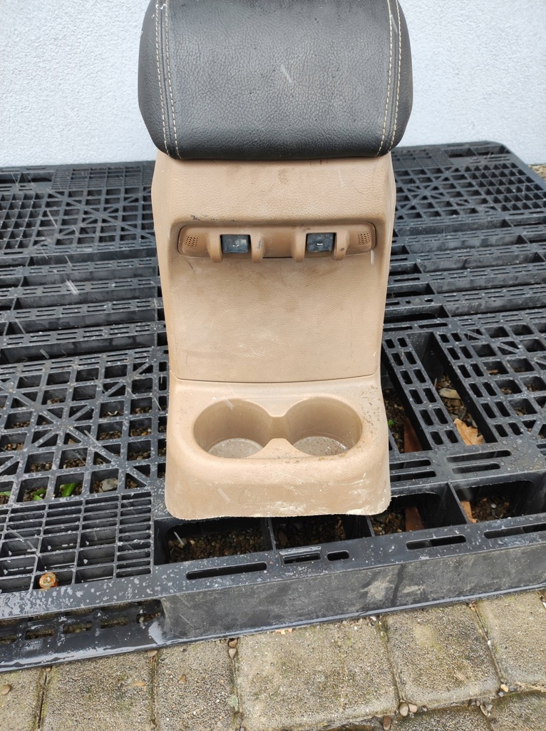 фото №6, Підлокітник kompletny jeep wrangler jk 11-18