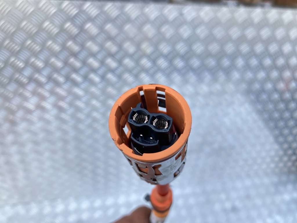 фото №3, Шланг кабель жгут напряжения volvo ec40 c40 e400v2