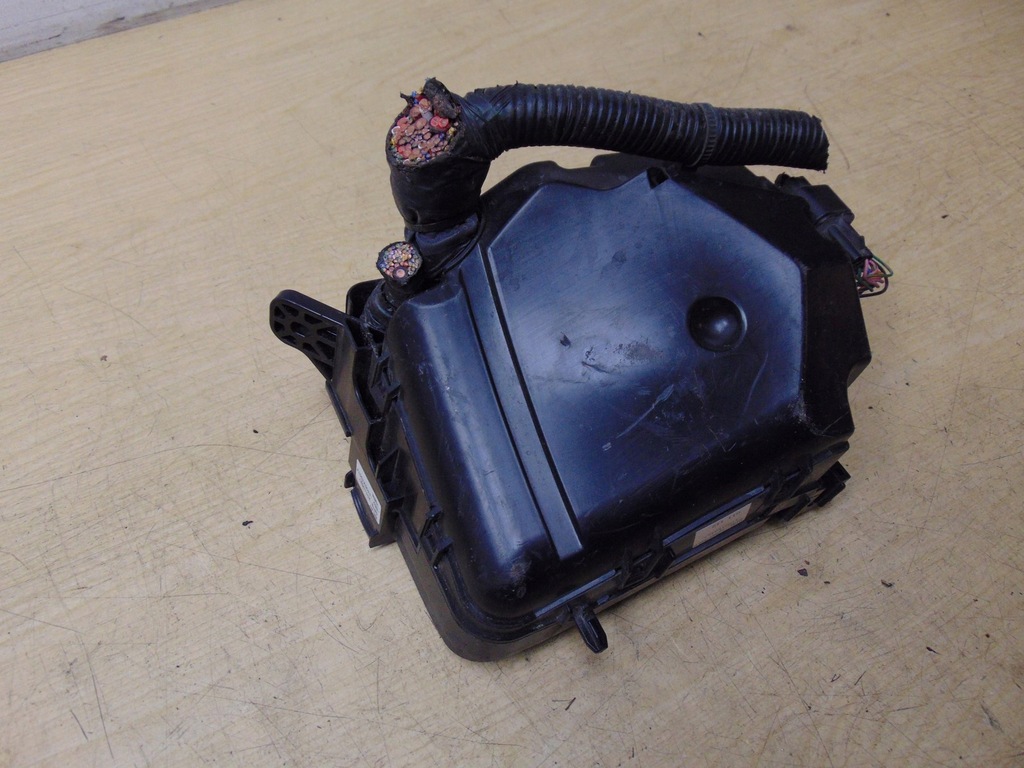 фото №7, Коробка запобіжників hyundai i40 91201-3z470